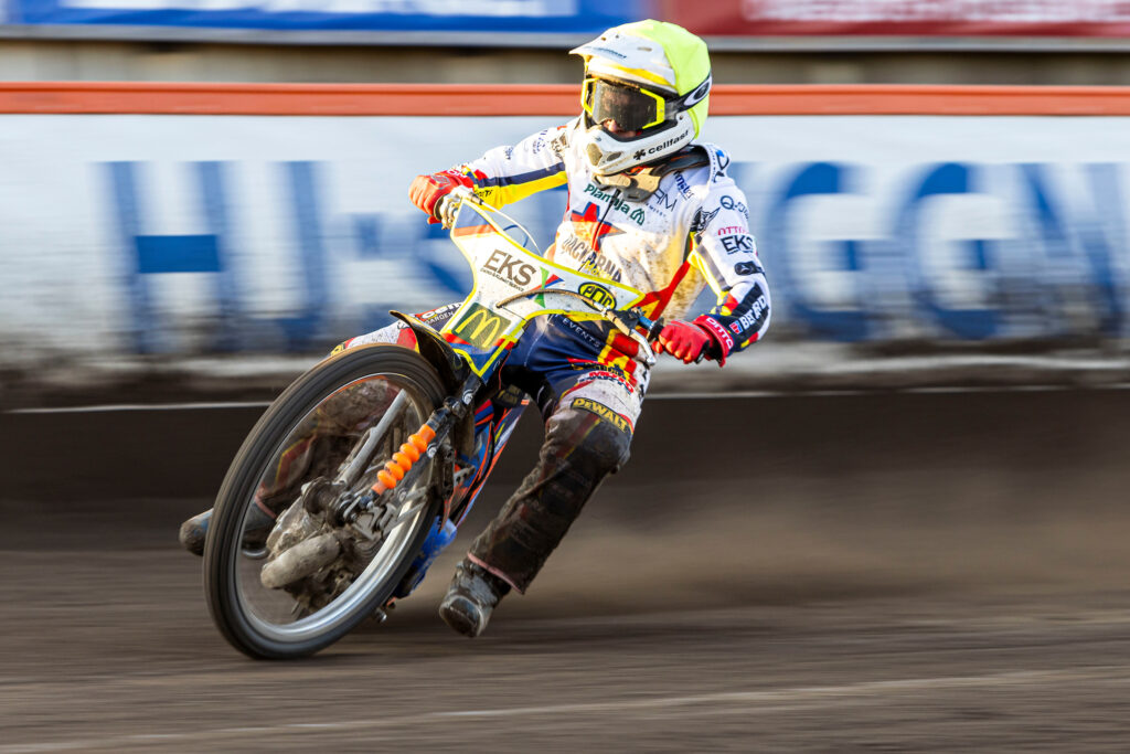 Västervik, SVERIGE - 13 maj 2025:
 under matchen i BAUHAUS-ligan mellan Västervik och Dackarna på Hejla Arena den 13 maj i Västervik
( Foto: Peter Holm / SarnehedPhoto )  Nyckelord Keywords: Speedway, BAUHAUS-ligan, Västervik, Dackarna